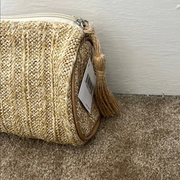 Nwt Nordstrom Woven bamboo Tan tassel zip oval shape Clutch Bag purse - Picture 2 of 7